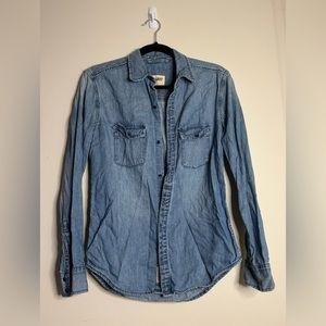 Aritzia TNA Denim shirt